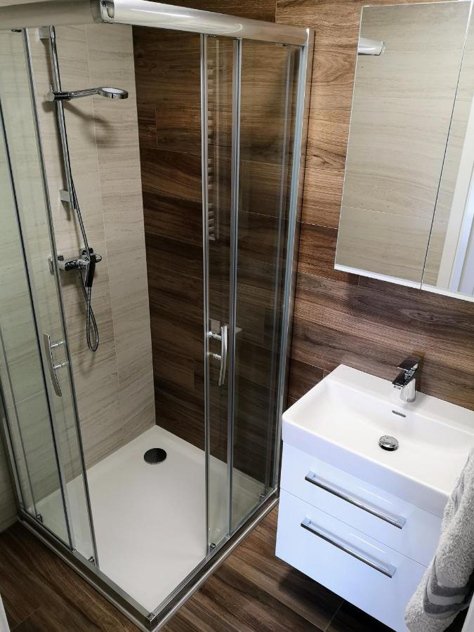 U Kralika, Apartman E, 50M Od Lanovky A Bobove Drahy, Parkovani Zdarma Dolni Morava Exterior photo
